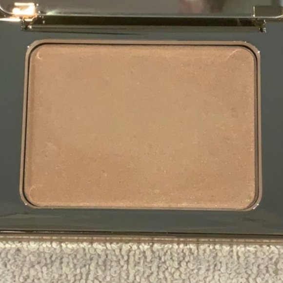 Natasha Denona- All over Glow Shade Light - Picture 4 of 5